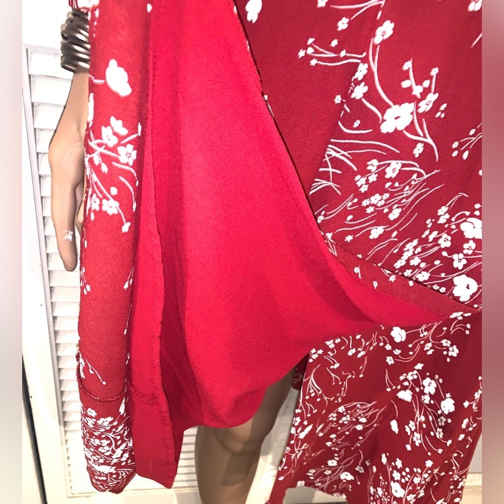 Reformation Susanna wrap midi dress in the Bryce red floral pattern small womens - Picture 7 of 12